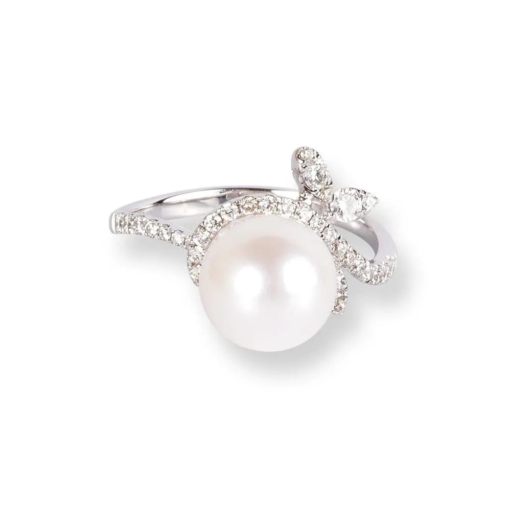 18ct White Gold Diamond & Cultured Pearl Ring LR-6653
