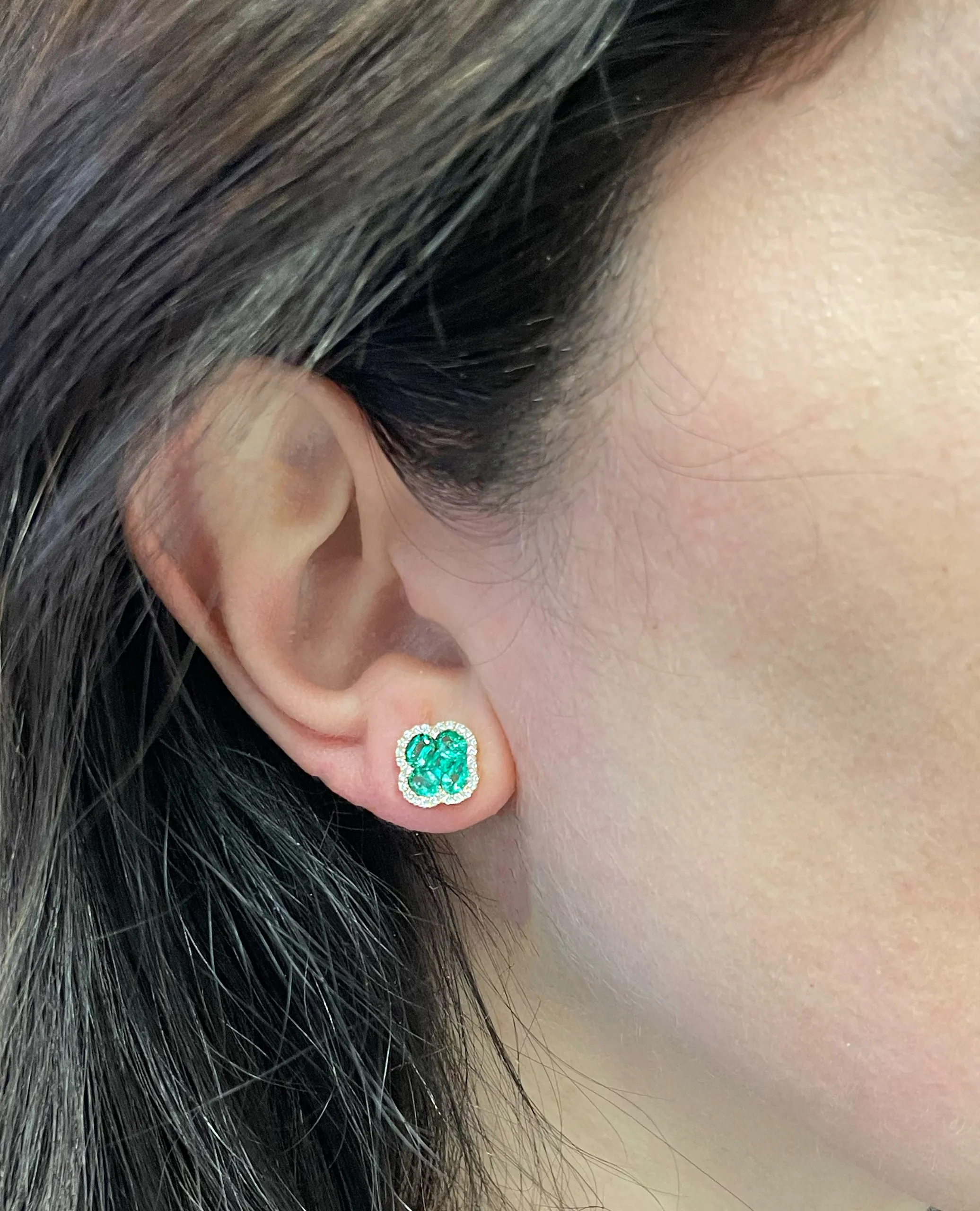 18K Yellow Gold Emerald & Diamonds Quatrefoil Earrings