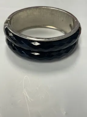 Bracelet Bangle By Clothes Mentor
