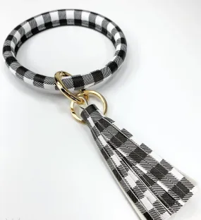 Buffalo Plaid Key Bangle