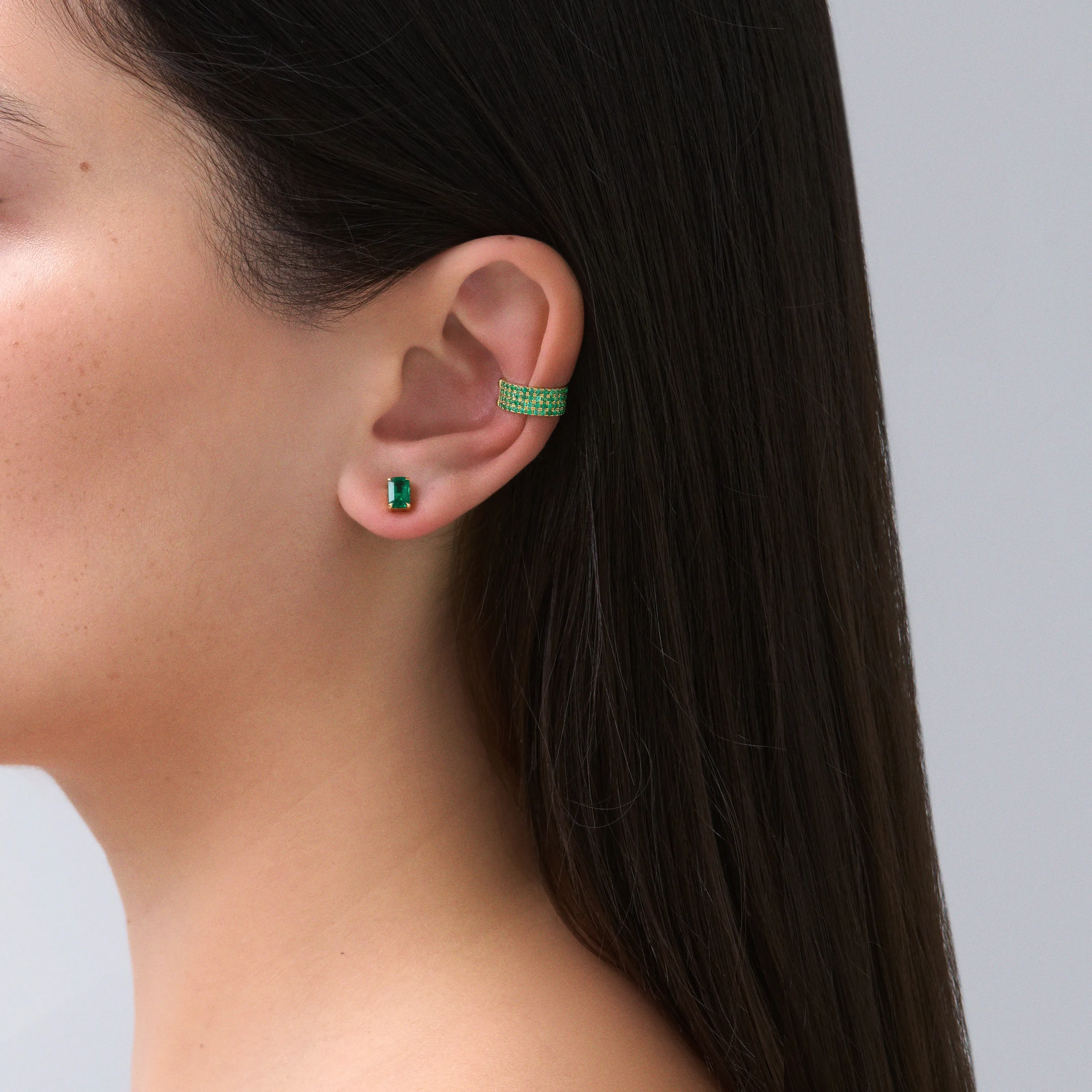 Capri Dreaming® Cici Emerald Gemstone Ear Cuff | 18K Yellow Gold