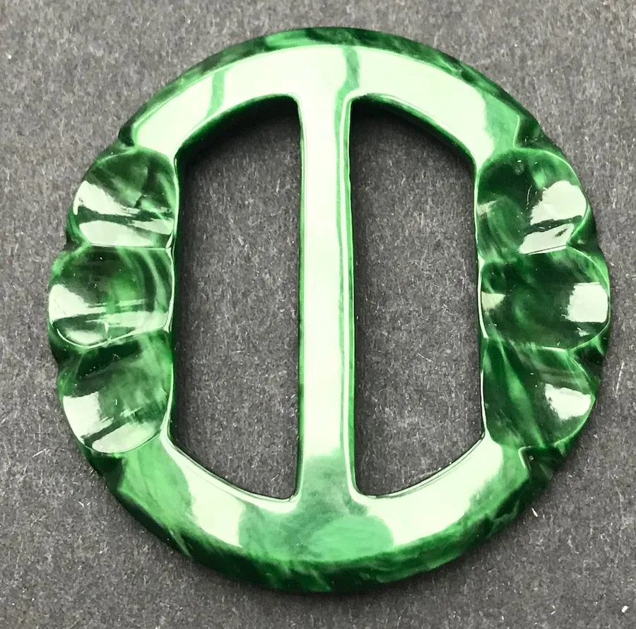 Emerald Green 1940s Round 4cm Buckle