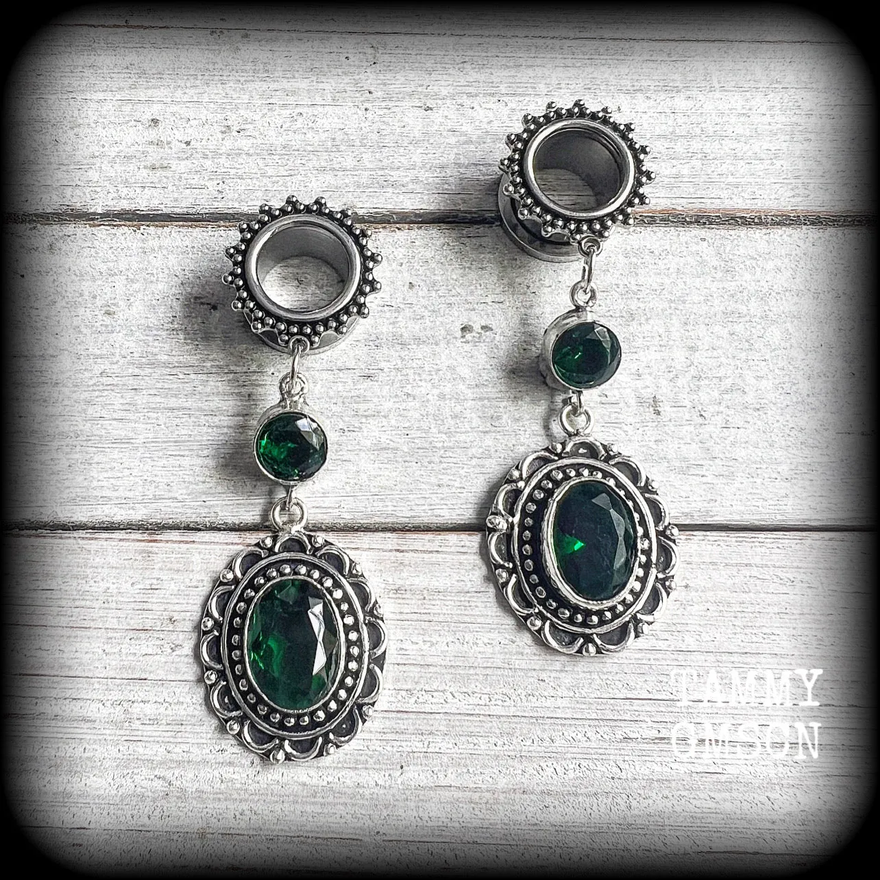 Emerald green gemstone tunnel earrings