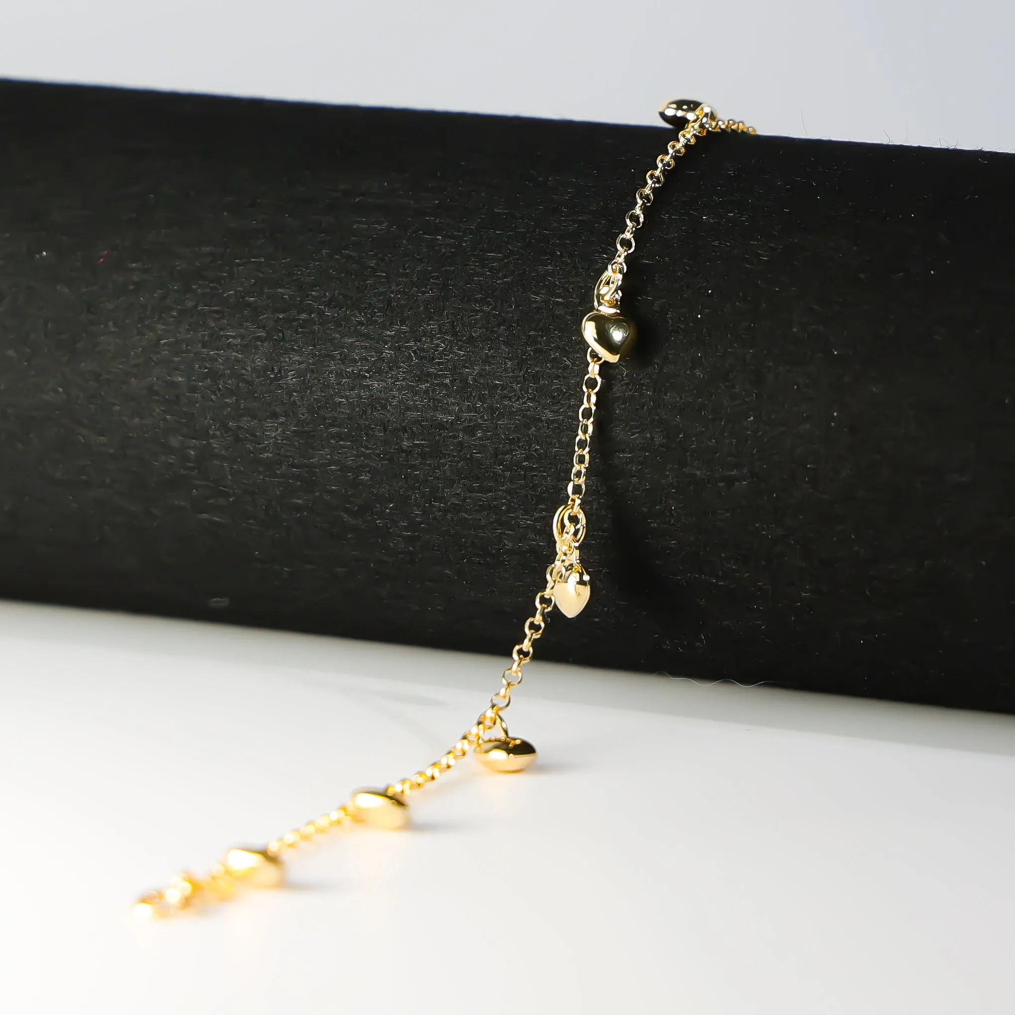 Gold Hanging Hearts Bracelet Model-AB0276