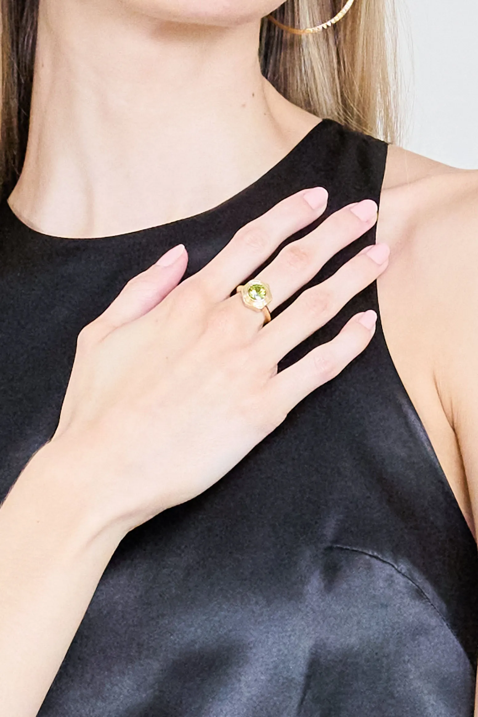 Hexed Ring, Peridot