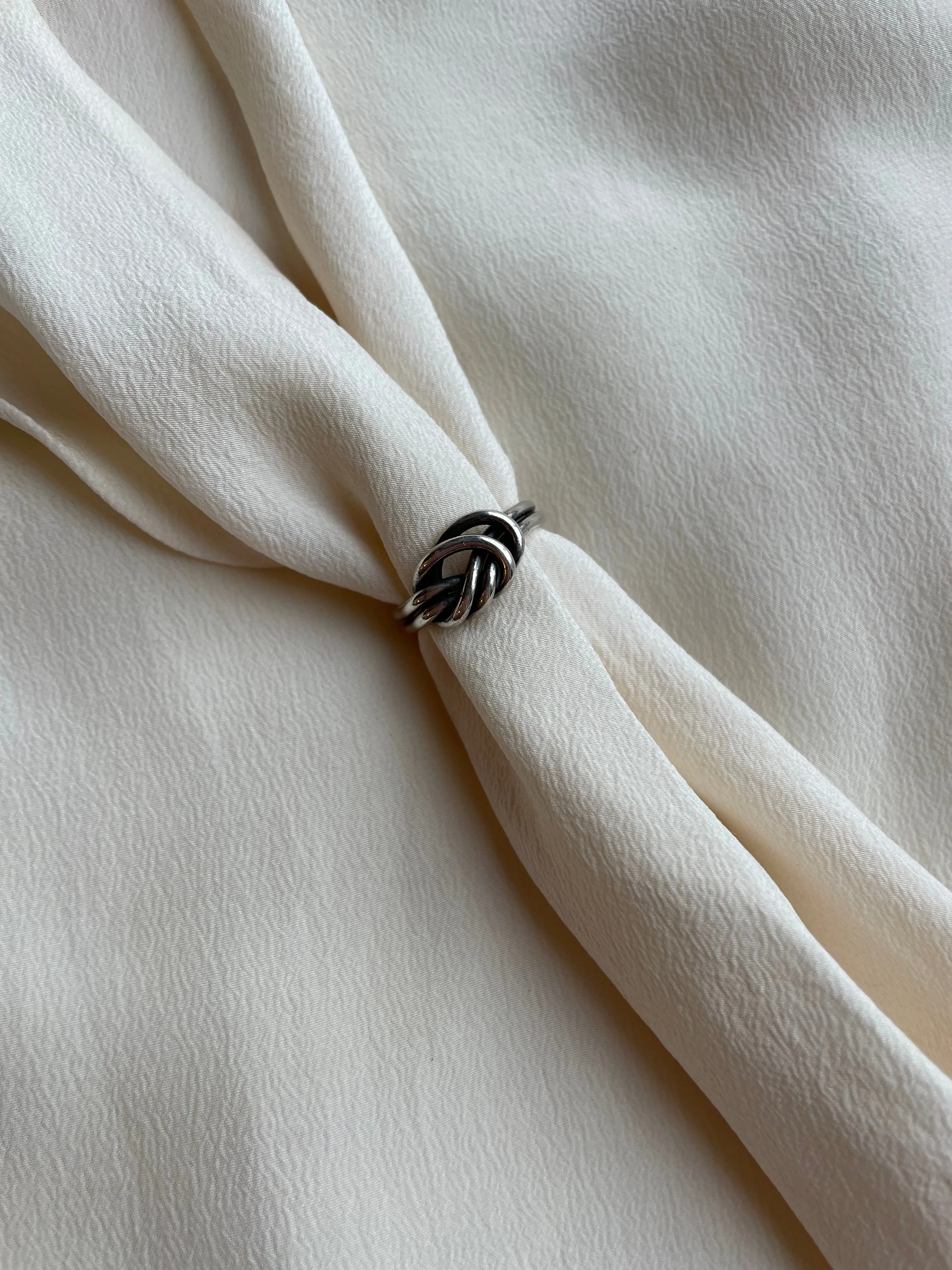 knotty sliver ring R098