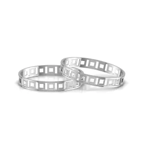 Magnificent Design Silver Bangle
