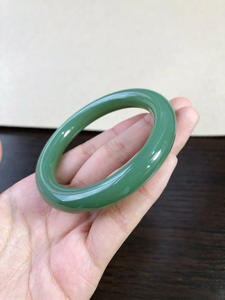 Natural Jade Bangle Nephrite Bangle Internal Diameter 53.5mm NBE024