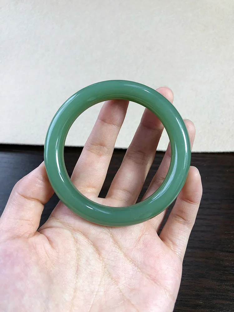 Natural Jade Bangle Nephrite Bangle Internal Diameter 53.5mm NBE024