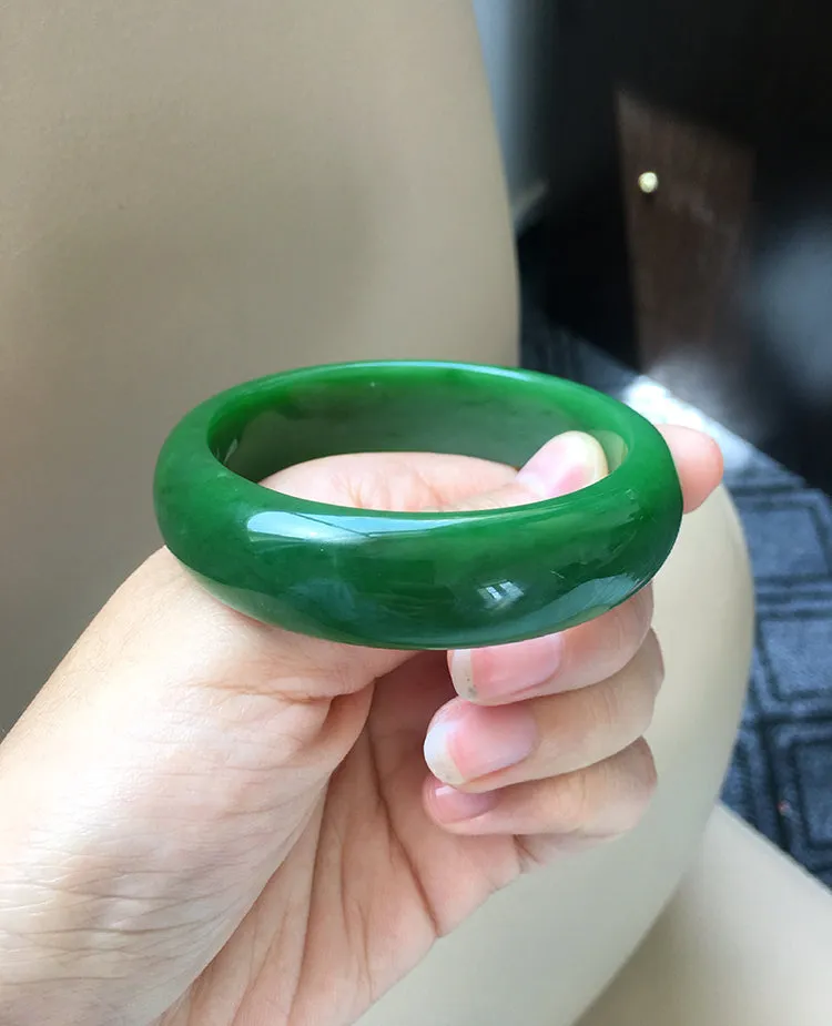 Natural Jade Bangle Nephrite Bangle Internal Diameter 56.8mm NBE017