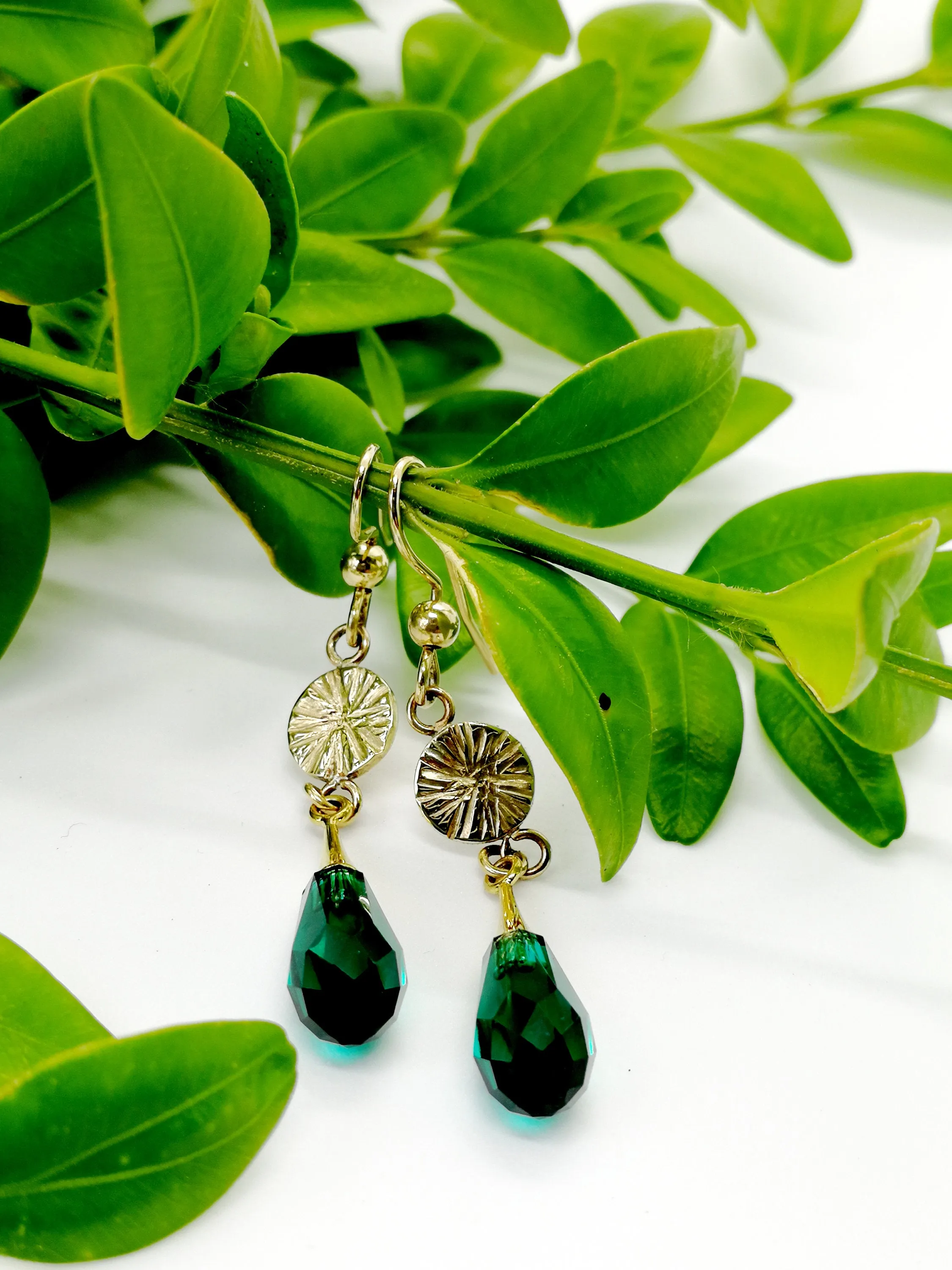 Teardrop Emerald Green Drop Gold filled 9ct Earrings