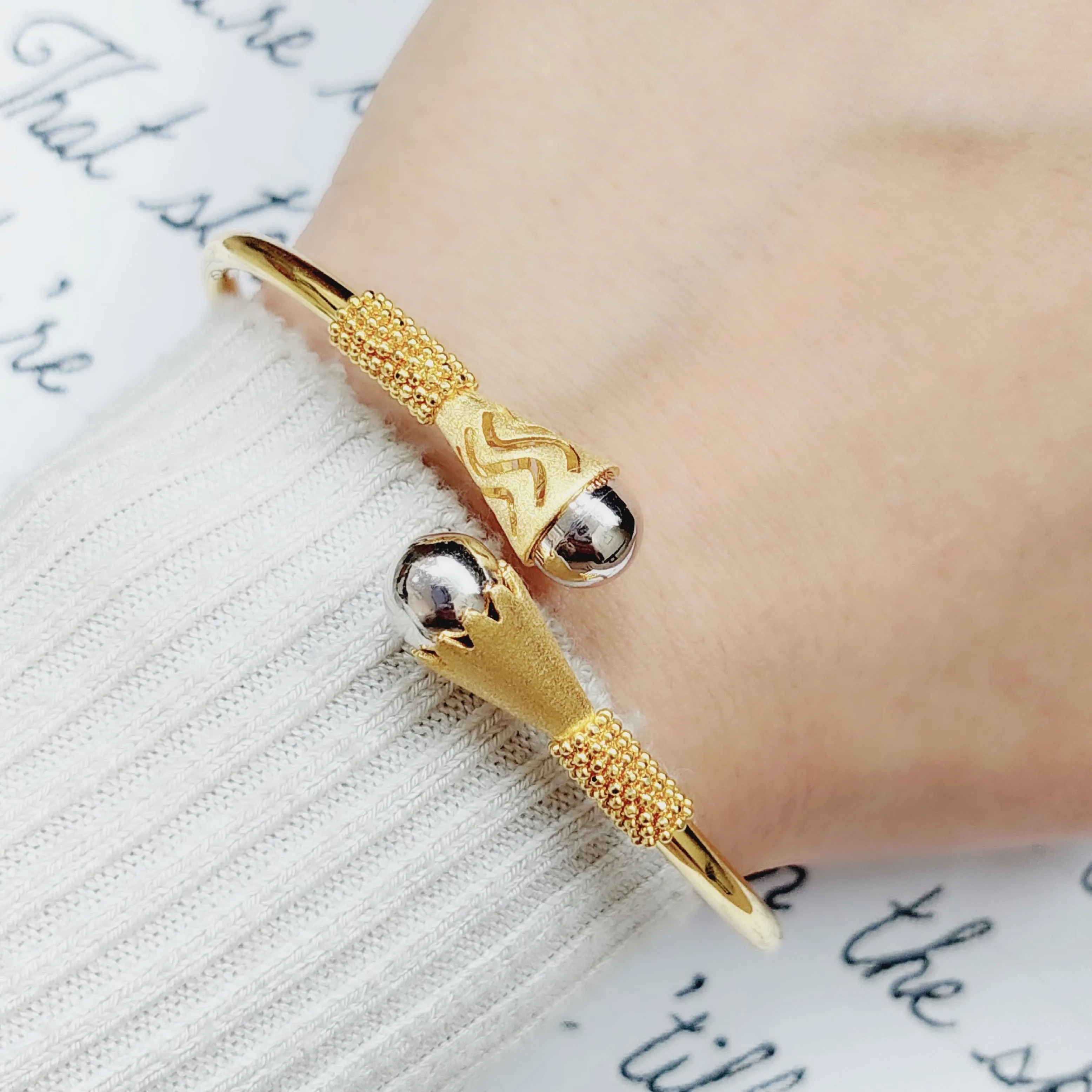 Turkish Fancy Bangle Bracelet