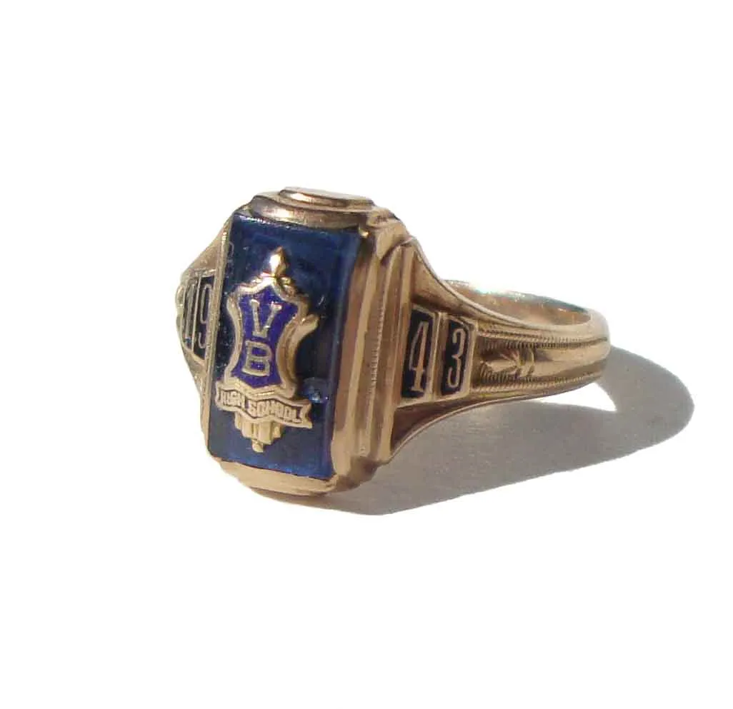Vintage 1943 Ladies Class Ring 10K Gold Virginia Beach H.S. Sz 6 – Herff Jones