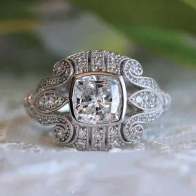 Vintage Jewelry Gothic Pattern Cocktail Rings with Zircon for Women in Silver Color