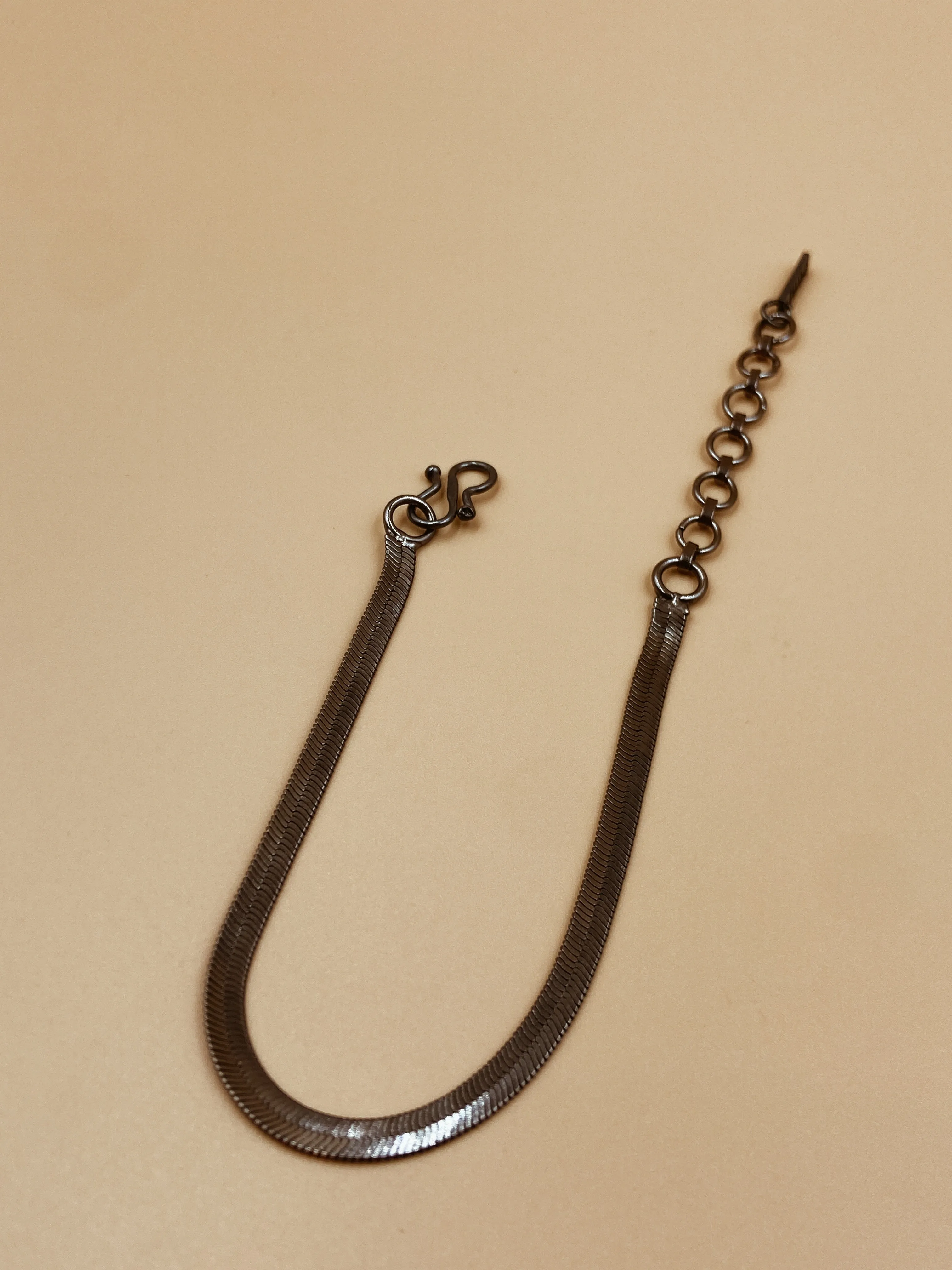 Viper Anklet in Gunmetal